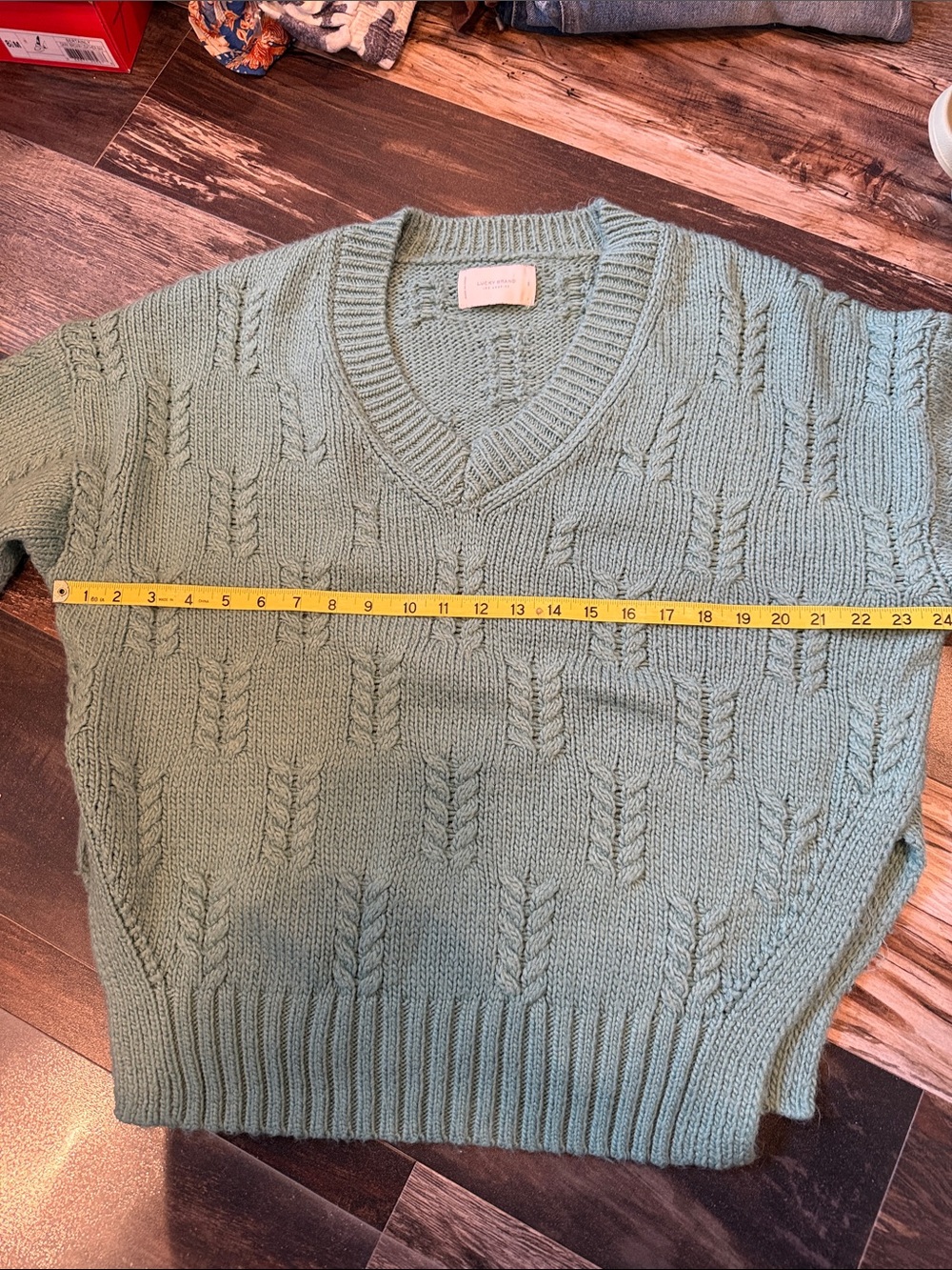 Lucky Brand Cable Knit V Neck Sweater Sage Green S Side Slit - Picture 4 of 8